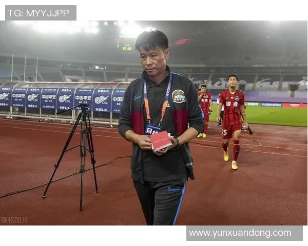 南京攀岩队配合问题引发热议队员间默契与信任的考验 南京攀岩队配合问题引发热议队员间默契与信任的考验